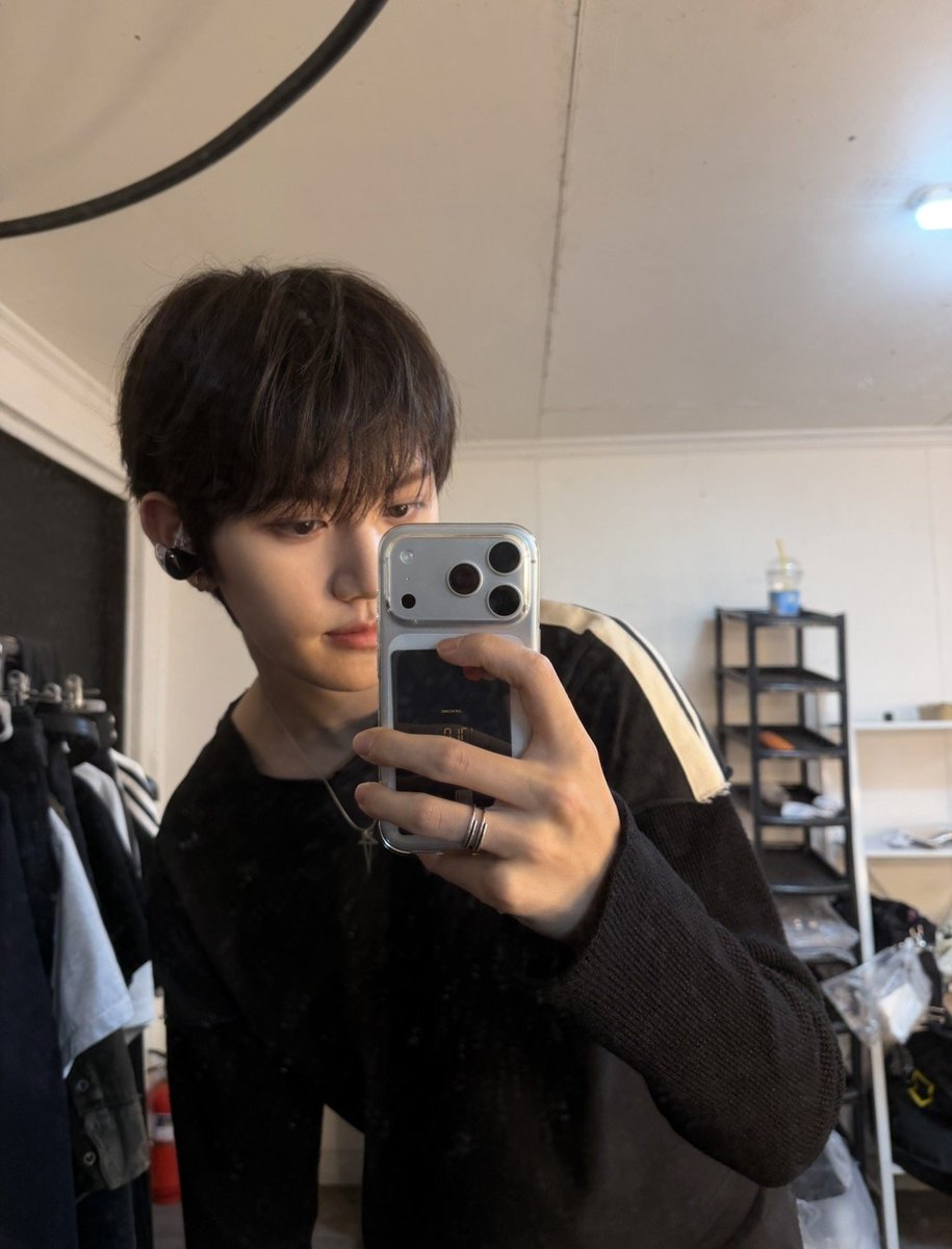 AEN_now's tweet photo. 얼굴 check 핏 check

#AEN #에이엔 #에이엔보민 #뽐 #보미니 https://t.co/mItWmW41vy