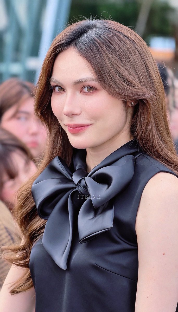 CC_OO_25's tweet photo. วันนี้ไม่รู้ว่าอากาศหรือคนที่โซฮอทกว่ากันนน 🔥

CHARLOTTE X EFW2026
#EFW26PressConXCharlotte
#ชาล็อตออสติน #CharlotteAustin @itscharlotty https://t.co/34oV885DBM