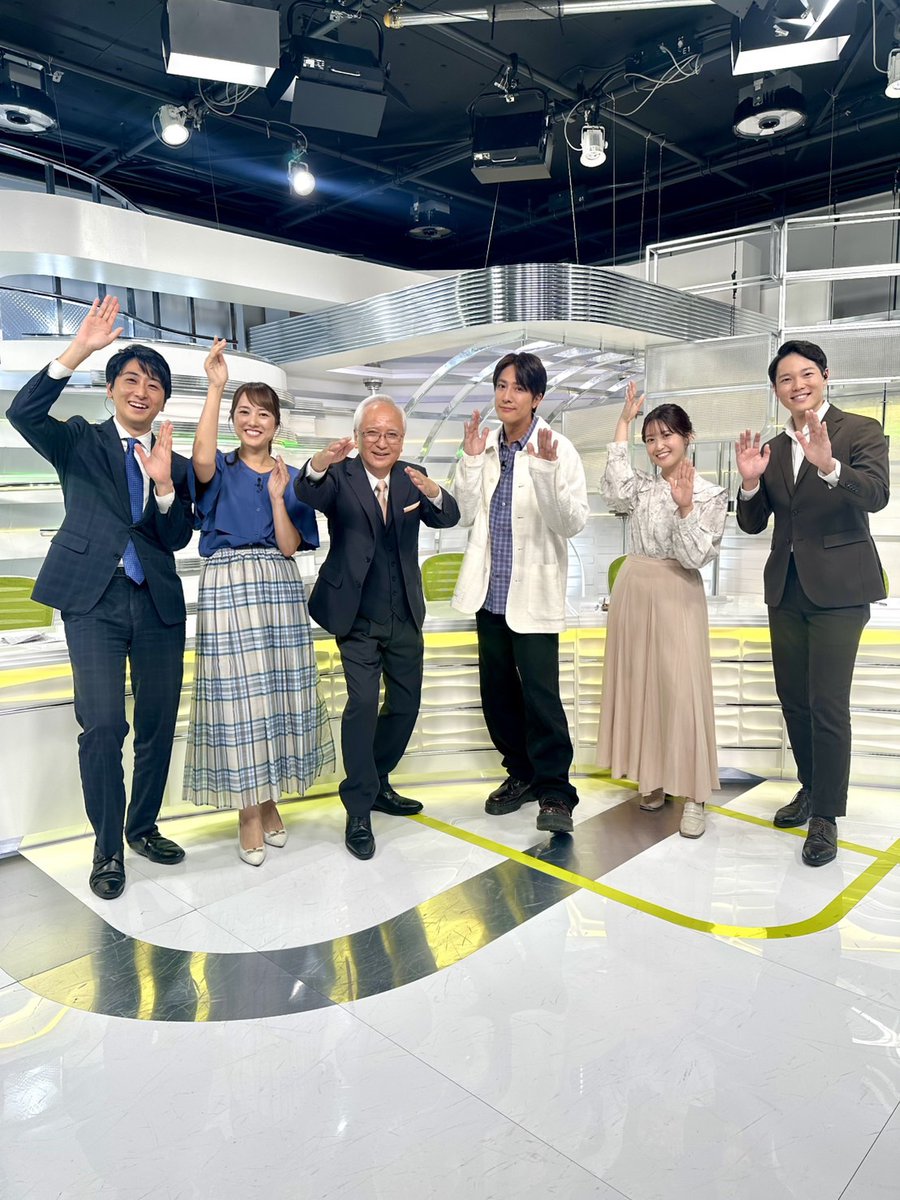 tadaimatv's tweet photo. #ただいまテレビ　シルバーウィークＳＰ、きょうのゲストは #内博貴 さんでした！
ロケに、スタジオ生歌唱に、サッカーボウリングに…朝からフル稼働、ありがとうございました🙇‍♂️

サッカーボウリングは最後靴を脱いで挑戦🥾
新たな伝説が生まれました✨

きょうのリサーチ部で紹介した阿波踊りで１枚📸 https://t.co/RftHb9pohm