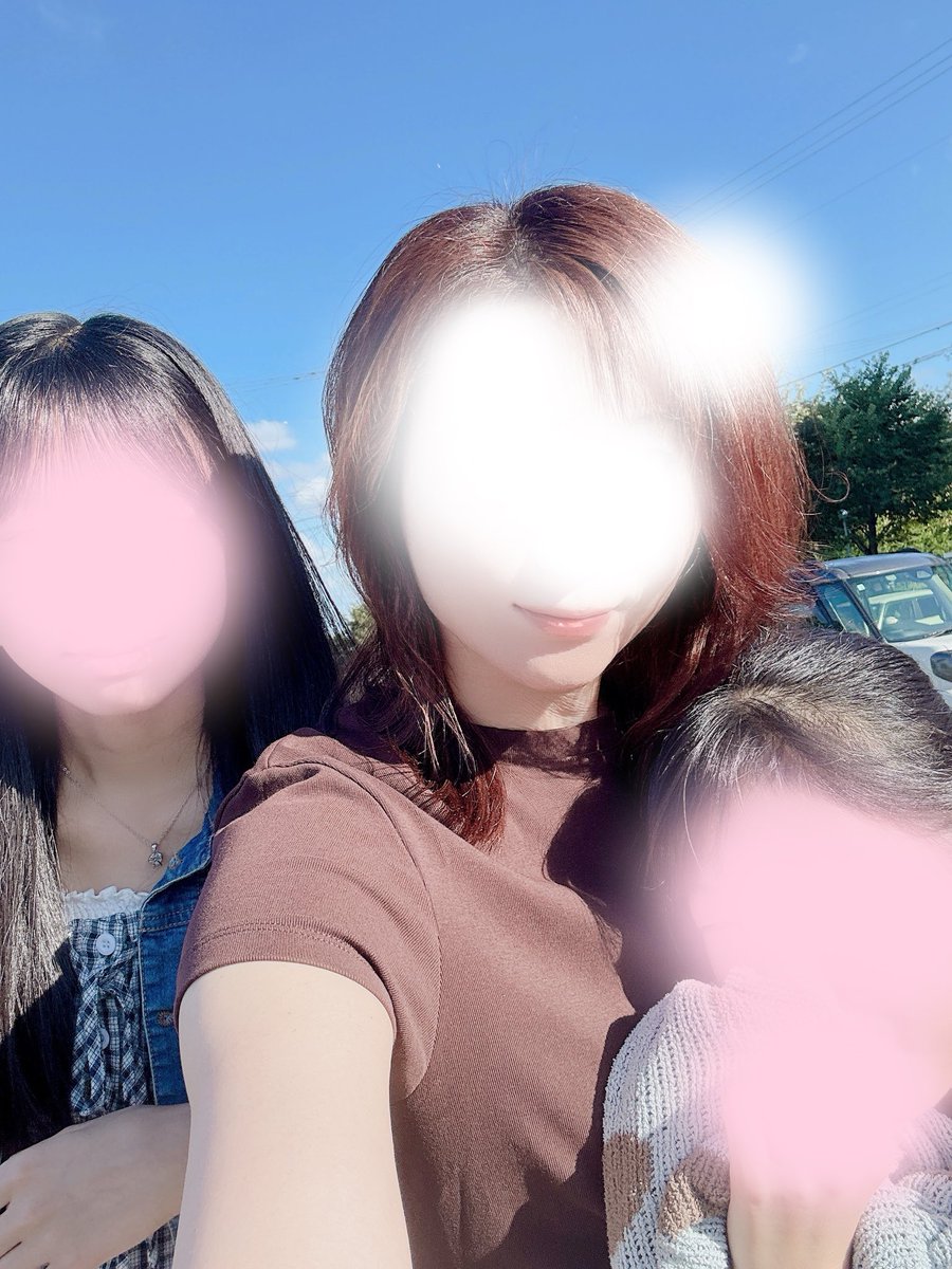 erwvlj's tweet photo. 今日は娘達と近くの動物園へ✨
散歩がてらいい運動になると思って行ったけど、めちゃくちゃ混んでてびっくり😳
普段はガラガラでお散歩にちょうどいいんだけど😅
連休だものね〜！ https://t.co/DaOB6EnE30
