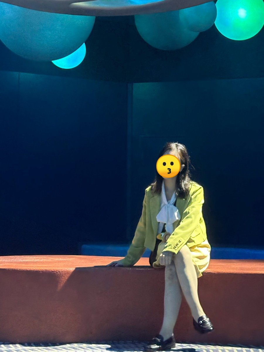 Yuzuyu_camera's tweet photo. 仮装民、ポージングを褒められてﾊﾋﾟ
✌🏻(´>ω<｀)✌🏻 https://t.co/wKbTPp81sR