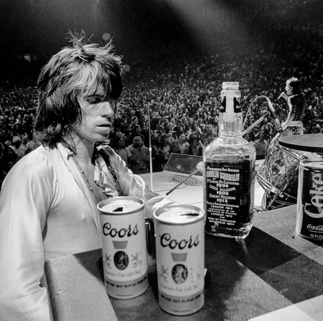 historyrock_ tweet picture