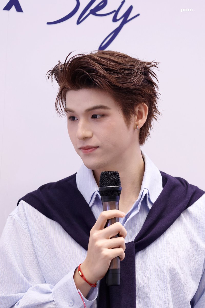 realpnm's tweet photo. ทุกคนมาดูความหล่อของสกาย เกือบเดรส 😭😭😭😭😭😭😭😭

SKY WITH BOOTS CLUB

#BootsxSky
#Bootsthailand
#skywongravee https://t.co/22Jg0uKyOR