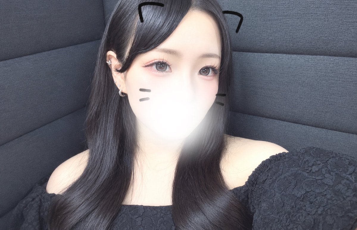 97fpun's tweet photo. しゅっきーん🎀
今さっき撮ったばっかりの写真🫢💖
今日は珍しく前髪分けてます見に来てください🫶🏻 https://t.co/VAwY81anG8