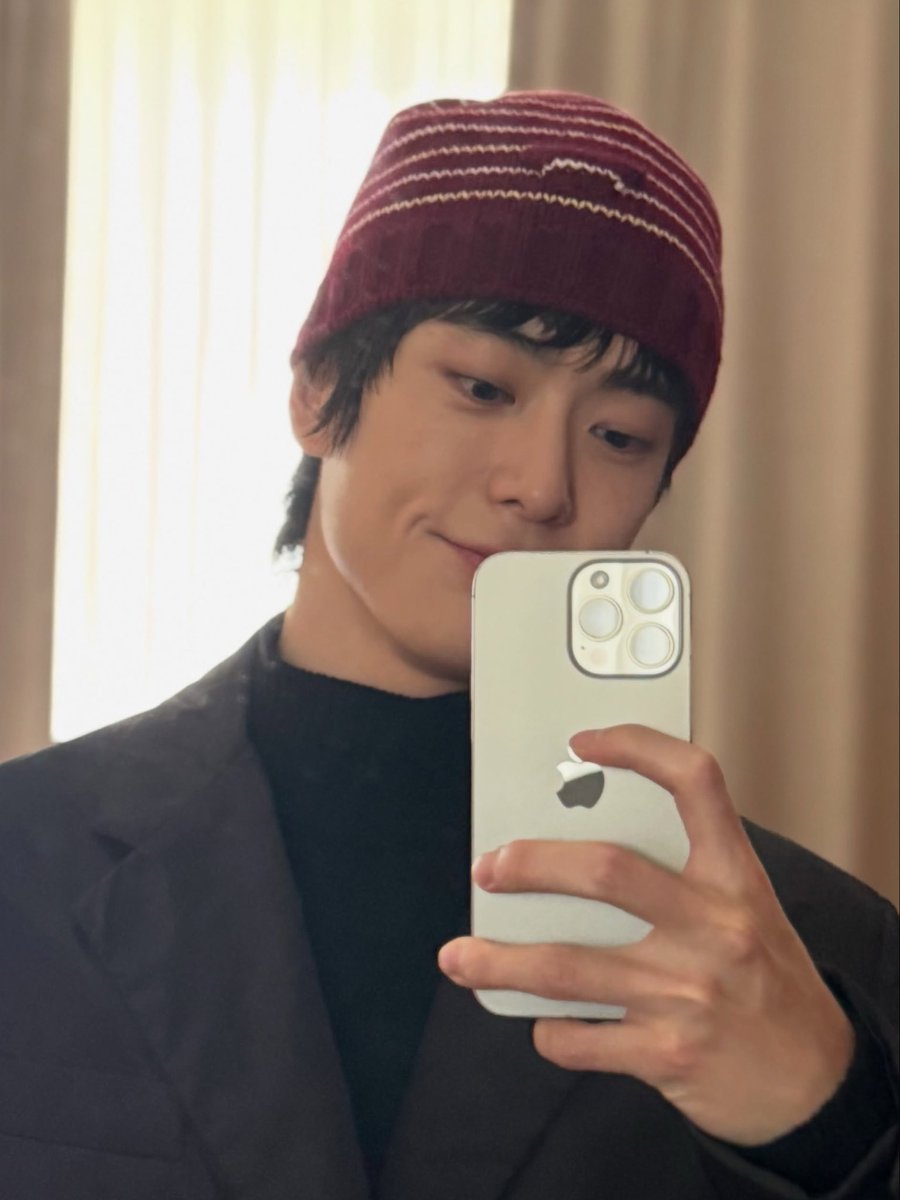 jaehyunpetals's tweet photo. copy + paste on reply!
as much as you can~

JAEHYUN DEFINES PRADA 
#PradaSS27 #PradaSS27 #PradaSS27xJaehyun @Prada https://t.co/TrhvnRdjrp