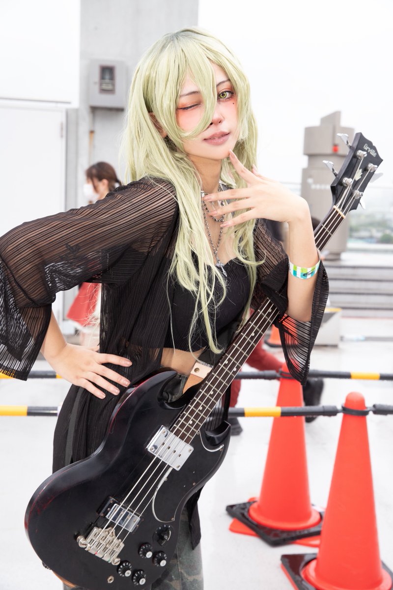 KAPI_827MP's tweet photo. ガールズバンドクライ/ルパ（ロングヘアver）
 #C108_cos https://t.co/28UY3emIsj