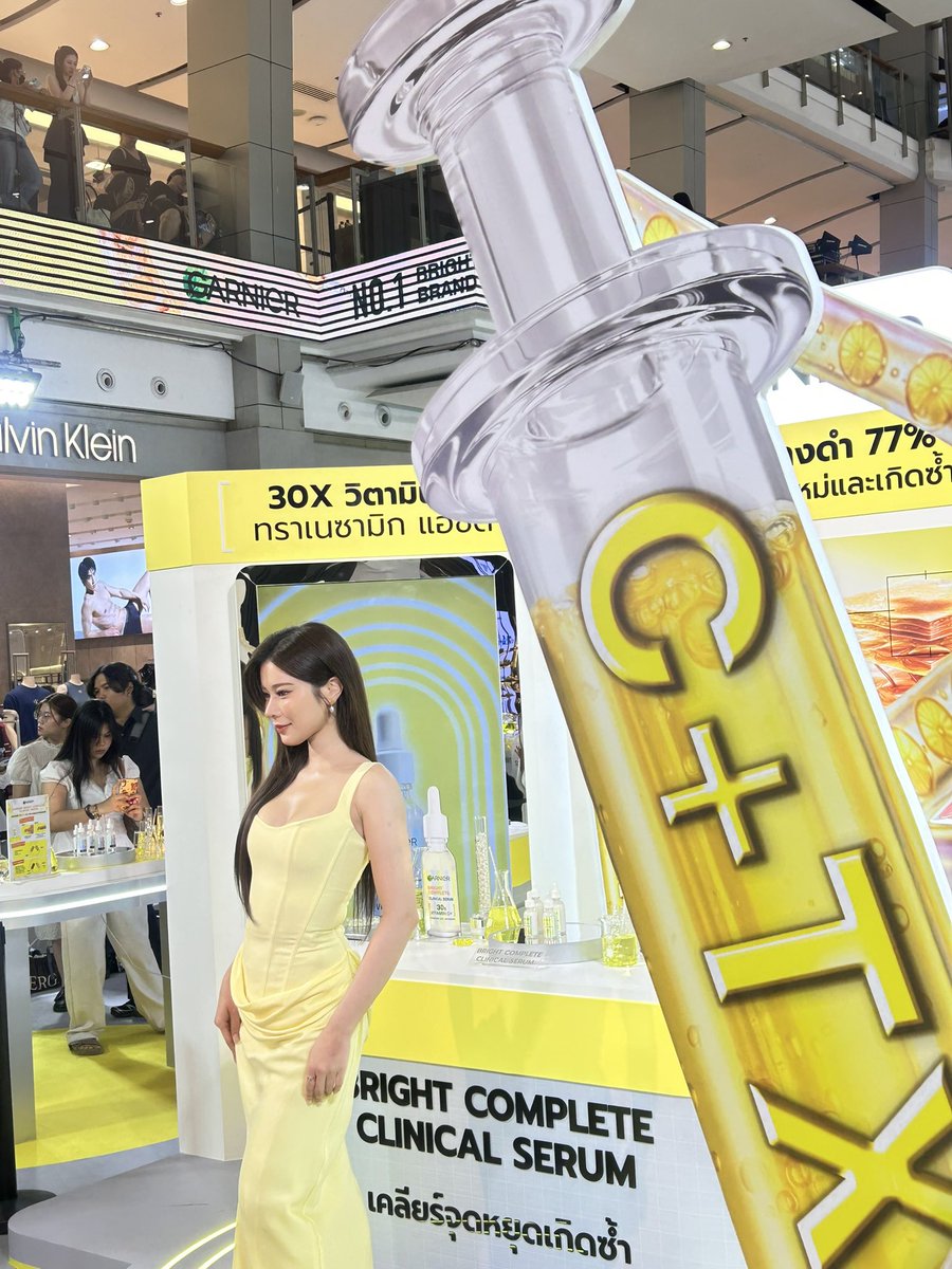 GarnierThailand's tweet photo. Garnier’s girl✨

#GarnierClinicalLab #คลินิคอลเซรั่ม #เซรั่มวิตซี #skincare #GarnierThailand
#supassra_sp https://t.co/P3lqKxl30I