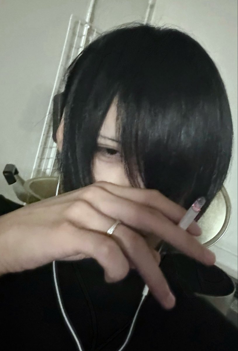 vanitasdiary's tweet photo. https://t.co/zxxTVo7lKl