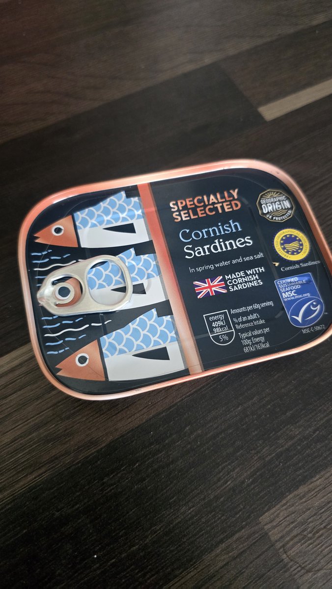 SamaHoole's tweet photo. The most complete food in the supermarket is in a tin, costs about £1, and is bought mainly by pensioners and cats.

A tin of sardines in spring water or brine, 120g, eaten whole:

- 25g of complete protein
- Around 2g of omega-3, more than a salmon fillet
- 40% of your daily calcium, from the bones
- Vitamin D, at a level almost no other food reaches
- Vitamin B12 at 3 times the daily need
- Selenium, iodine and iron
- Mercury: almost none, because a sardine dies before it can accumulate any

It is the only animal most people will ever eat entire. Skin, spine, organs, brain. Every part the nutrition tables say is the good part, which is why the fillet on the fish counter loses.

Canning was invented for Napoleon's army. The first sardine cannery opened in Brittany in 1824, and the tin has not needed improving since. A sardine packed in 1924 was the same food it is today. There is no version of it that a laboratory could make better, which is why no laboratory has tried to sell you one.

The fish that fed the poor of Europe for 200 years is now the cheapest thing in the health aisle, and the health aisle does not know it is there.

Buy six tins. Eat one a day for a week. Then tell me what the supplement rack was for.