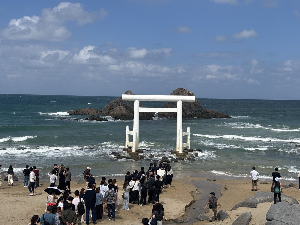 theannn11222's tweet photo. 福岡旅行楽しかったです

すべての出会いに感謝 https://t.co/D8RFF2WL8m
