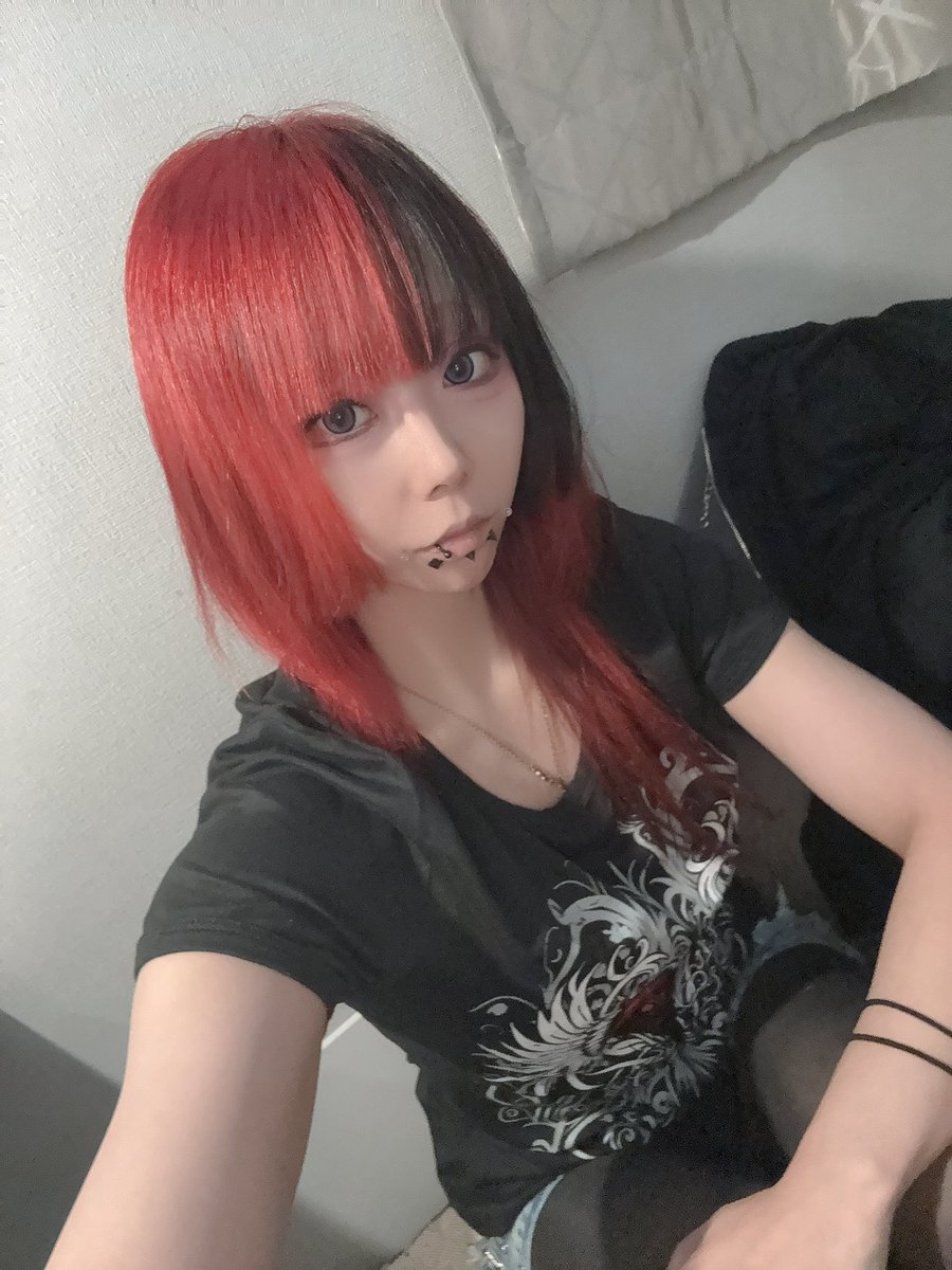 Revival_Rion's tweet photo. #私��  #自撮り界隈  #無加工  #気になったらフォローして  #コンカフェ嬢  #神戸 

んー、、、ナチュラルメイクの方がえーんかな https://t.co/d3Mkg0tcgg