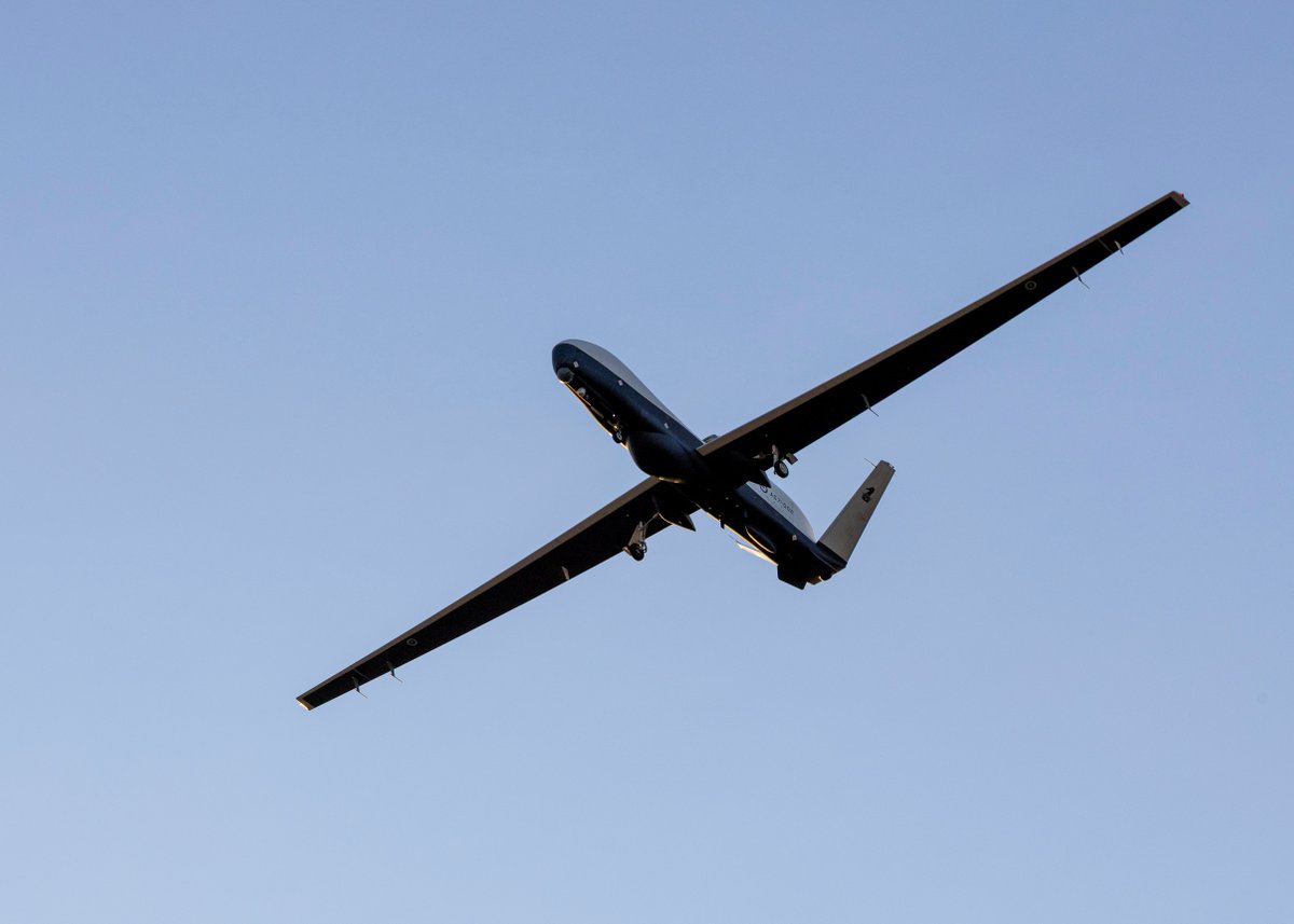 DefenceAust's tweet photo. With a wingspan that stretches across the horizon, the MQ-4C Triton is ready to go the distance. ✈️

The MQ-4C Triton has achieved Initial Operational Capability, significantly strengthening @AusAirForce's ability to deliver persistent intelligence, surveillance and reconnaissance effects across Australia’s primary area of military interest. 

🖼️ The MQ-4C Triton preparing for a sortie from 📍 RAAF Base Tindal, NT.

#YourADF #AusAirForce