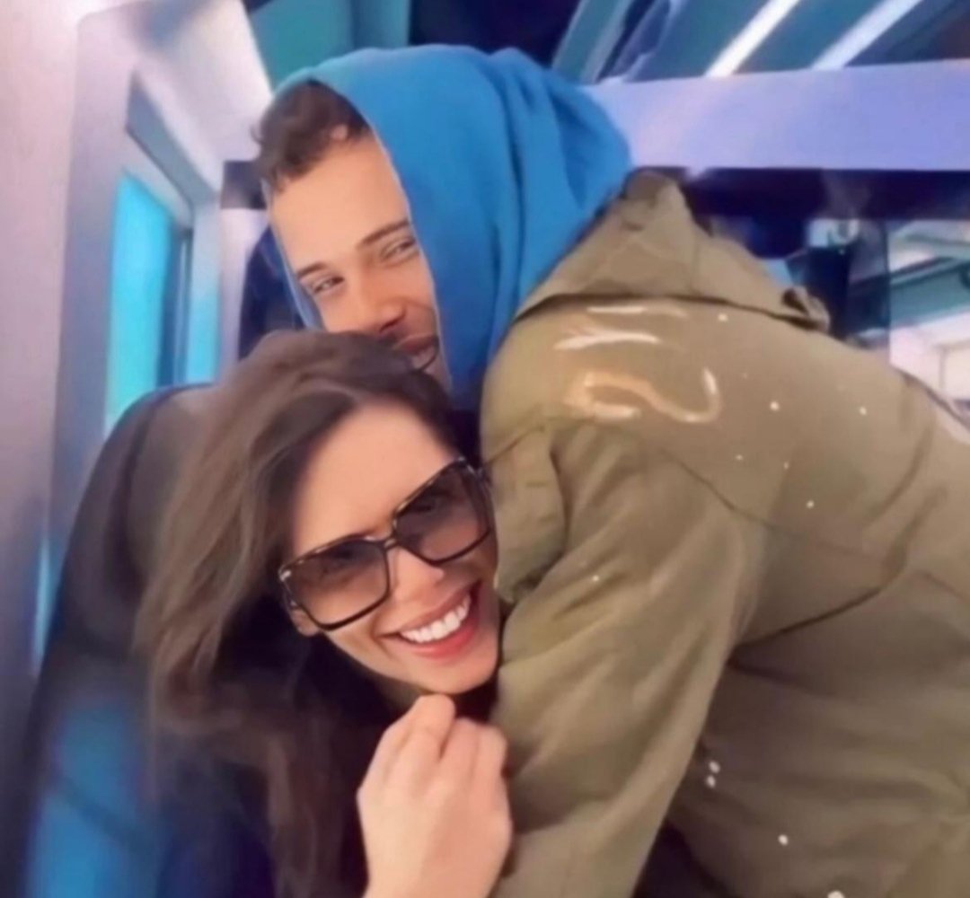 tracy_mic's tweet photo. 22/9/22 - Edo ❤️ Anto 
Ci hanno portato finiti, fatto sognare, ridere, piangere e perdere sonno. Grazie a loro ho "conosciuto" delle bellissime persone. E dopo quattro anni siamo ancora qua e continuiamo a voler un gran bene e supportare questi due ragazzi speciali ❤️ #donnalisi https://t.co/uAI4w8Mvuz