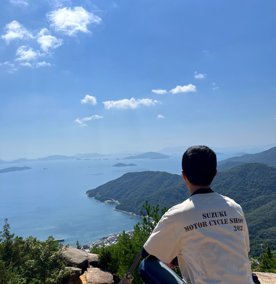 entouikkatu's tweet photo. 今日は絶景ツーリング
近くにこんな素晴らしいスポットがあるとは知らなんだ。
最高でした！ https://t.co/HhN5joPA0K