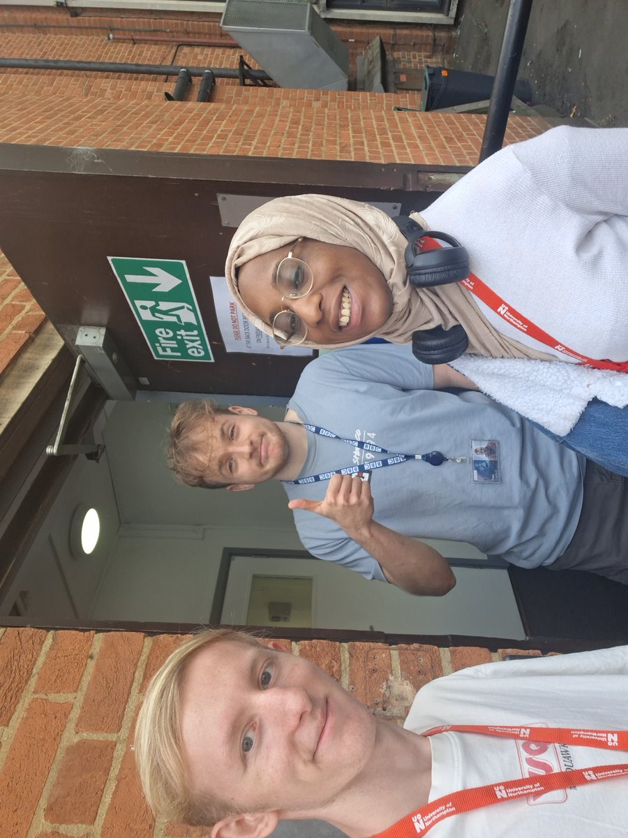 ConnorW94992836's tweet photo. @Journalism_UON @SiennaTaylor101 @BBCNorthampton @Journalism_UON #TTH26 BBC Staff https://t.co/6aZXKJpWcJ