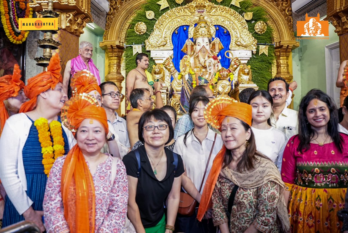 HelloMTDC's tweet photo. Maharashtra’s rich traditions will take centre stage globally through Ganesh Utsav - Hon. Tourism Minister Shri Shambhuraj Desai.

Consuls General of various countries experienced Ganpati celebrations in Mumbai by visiting various Shri Ganesh pandals. https://t.co/yaE2LdAA59