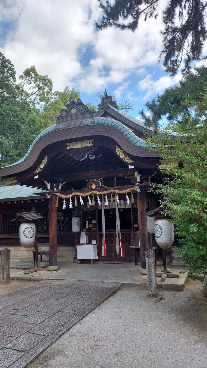 HrdhrdTozu's tweet photo. 京都街歩き。
昨日に引き続き少しマイナーなところ。
お陰で今日はあまり観光客が居ないところだった。 https://t.co/GWk4mqYEet