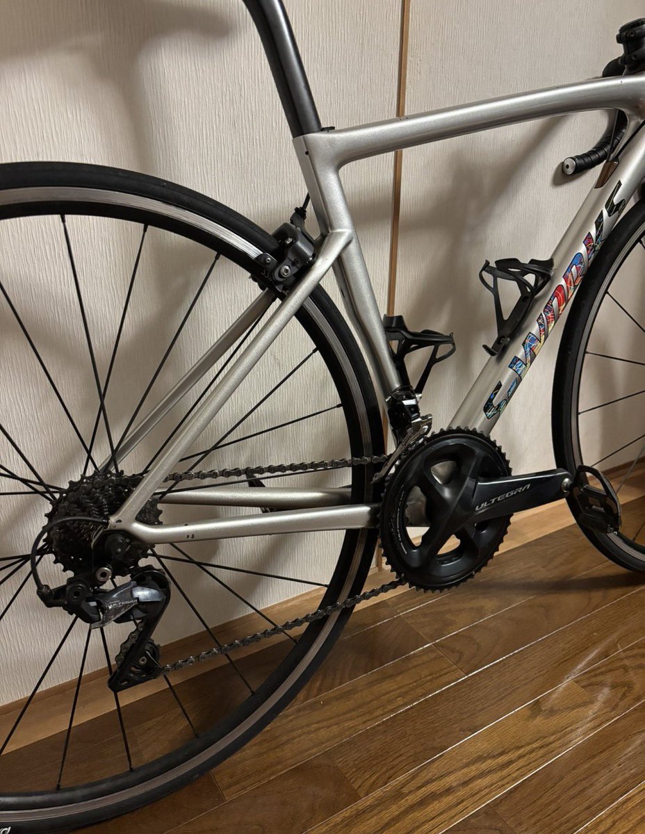 ddleyw's tweet photo. #ロードバイク物販
S-WORKS SL6 52サイズ
BBセラミック
コンポR80
ダイレクトマウントブレーキ
ワイヤー系4月に新品に交換済み
交換後走行100キロ程度
754 SHIMANOPro 110mm
ハンドルは忘れてしまいましたがそこそこ良いもの
だった気がします https://t.co/s4zPn8SZfx