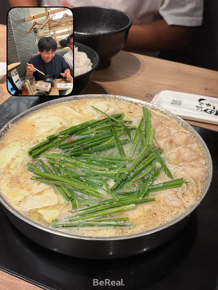 jin_07_Charmy's tweet photo. 福岡行ってきたーー！！！
にこあちゃんもつれていけたしもつ鍋も食べれて幸せ(  ´˘`  )
 #にこあむりすと https://t.co/vRauAhymji