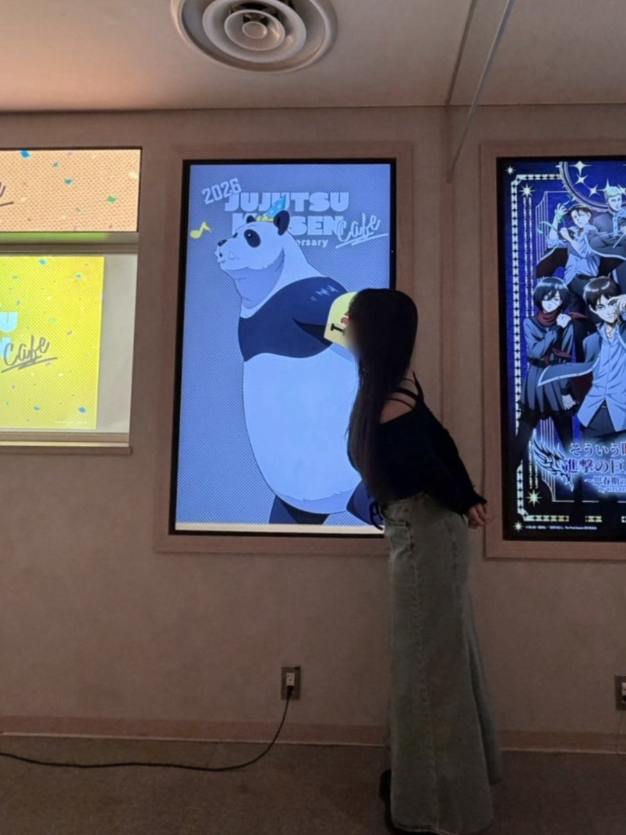zzZ__SSR's tweet photo. 2回目まして♡
前行ったときにできなかった🐼と同じポーズできてｳﾚｼｲ\(^^)/ https://t.co/nyEIXcJhhF