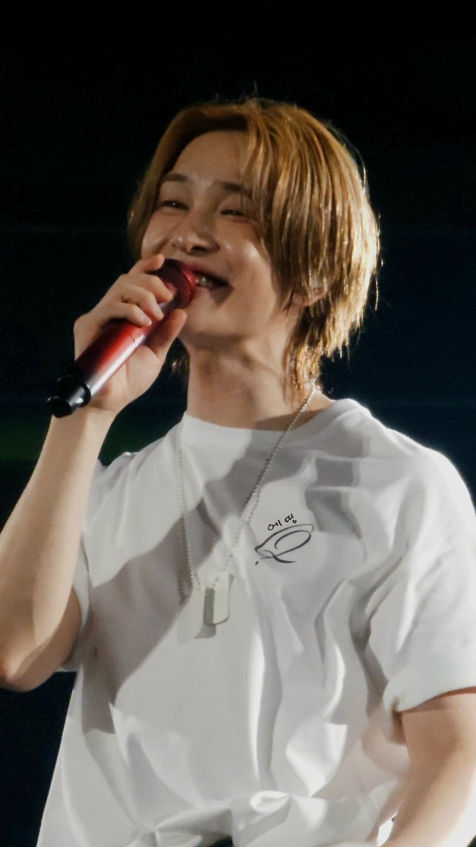 shine_on_Y0U's tweet photo. 260922 온유 
2026 ONEW CONCERT
[ONEW THE LIVE : Q] IN JAPAN
#온유 #ONEW #オニュ #オンユ https://t.co/fg0x8B2o50
