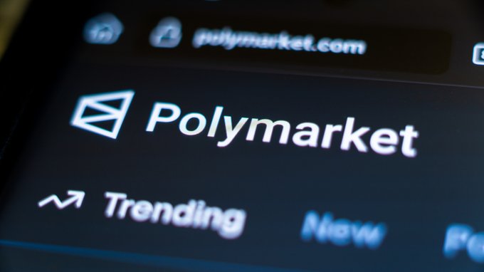 RadarAgoraNews's tweet photo. 📈 Tecnologia: A Polymarket pressiona reguladores europeus para não ser classificada como site de apostas, alegando atuar como mercado de previsão.

#Polymarket #Cripto #Tecnologia #Mercados https://t.co/zplM9H7yOh