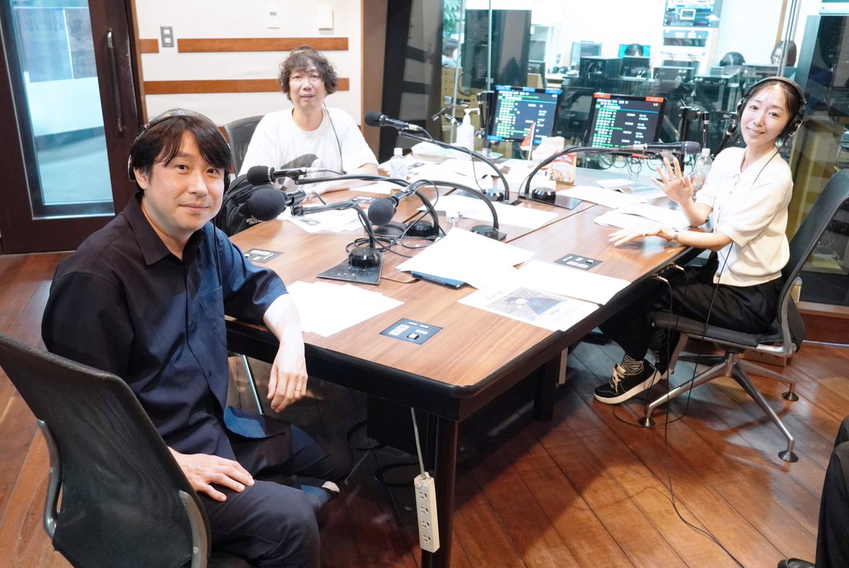 Skyrocket_Co's tweet photo. 【🚀ゲスト情報🚀】

本日の #スカロケ ゲスト

9月25日に配信sg 「#ステラグラフ」のリリース
10月3日・4日に「#満天LIVE2026」の開催を
控える、我らが #スズケンサンバ こと
#鈴村健一 (@suzu__kensan)さん、
ご来社ありがとうございました‼️

#radiko はこちらから📻🎶
https://t.co/HQomPzIr76

#TOKYOFM