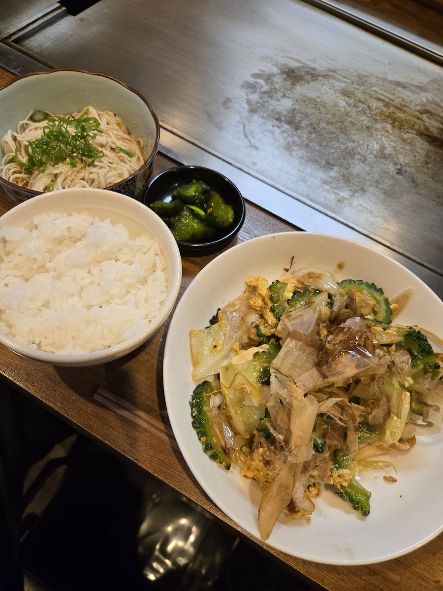tomohisa0704's tweet photo. 鉄板 宴 -UTAGE- の日替りランチ
このボリュームで1000円台はめっちゃ美味しい😋 https://t.co/pM9TP1L5wx