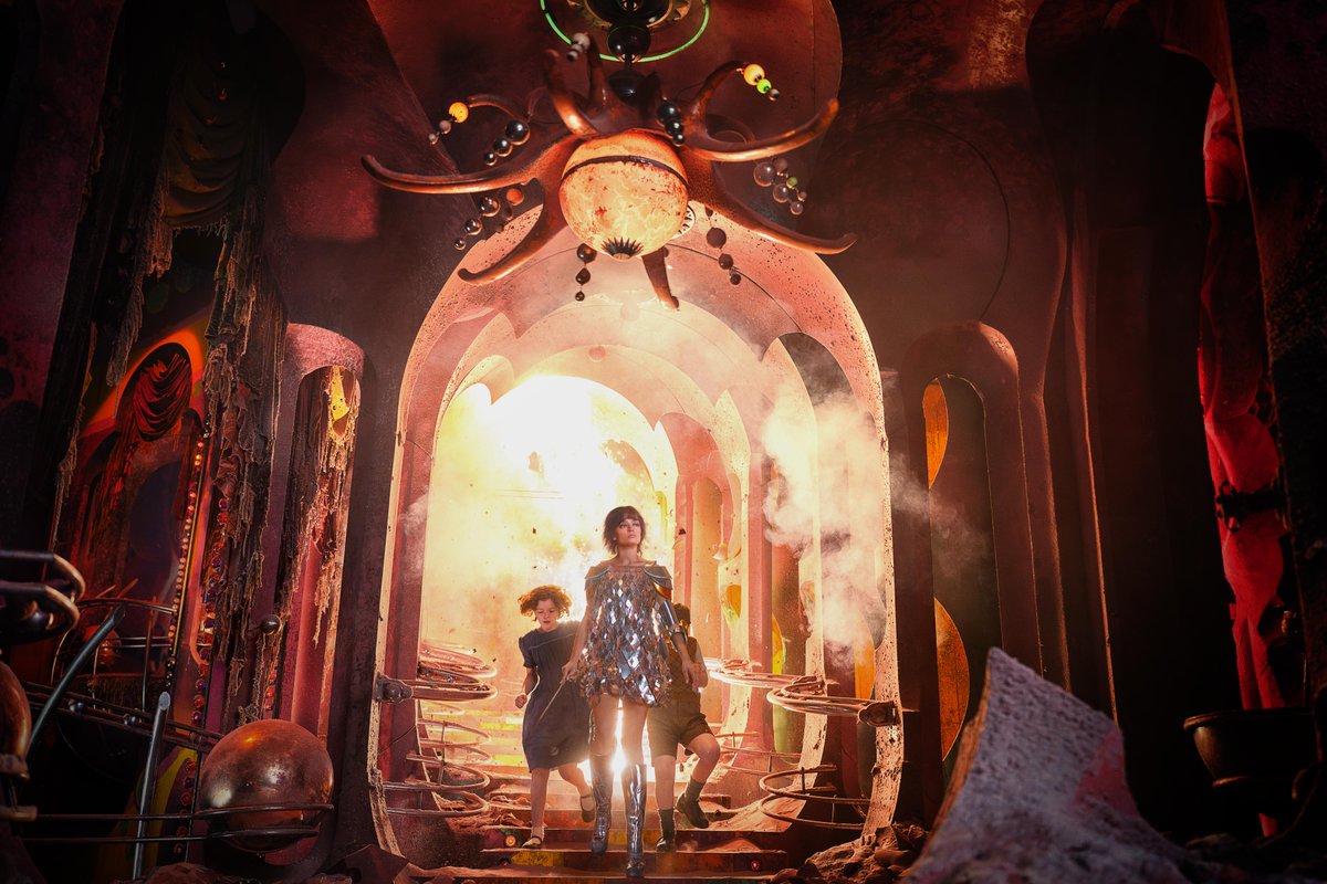 NetflixES's tweet photo. 'Narnia: El sobrino del mago'. Descubre la historia del origen en cines el 12 de febrero de 2027. https://t.co/ioxaCkntGL