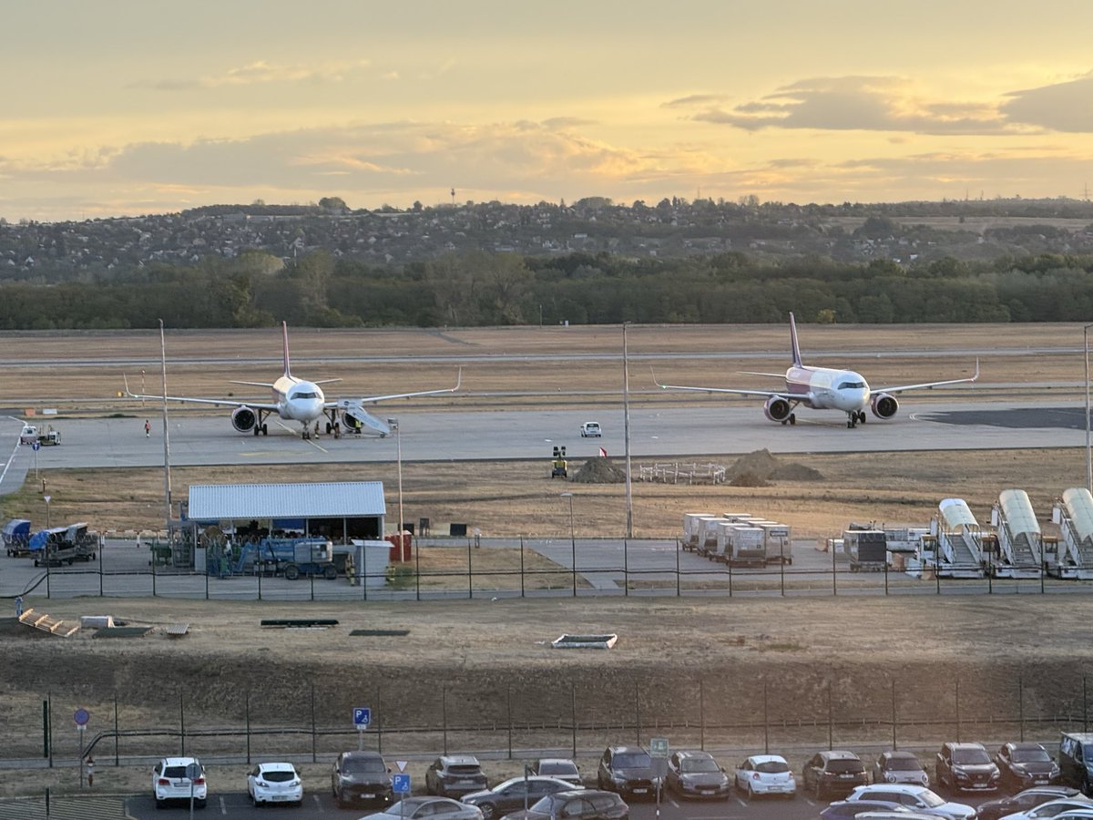 Tricky2100's tweet photo. @TUIUK Day 2 of our Danube river cruise and we are still at Budapest Airport now waiting for a coach to take us 200 miles to Nussdorf to find our boat. Last week told by email we were going to Melk today. No info or comms. #uttershambles https://t.co/IT9i9PISx8