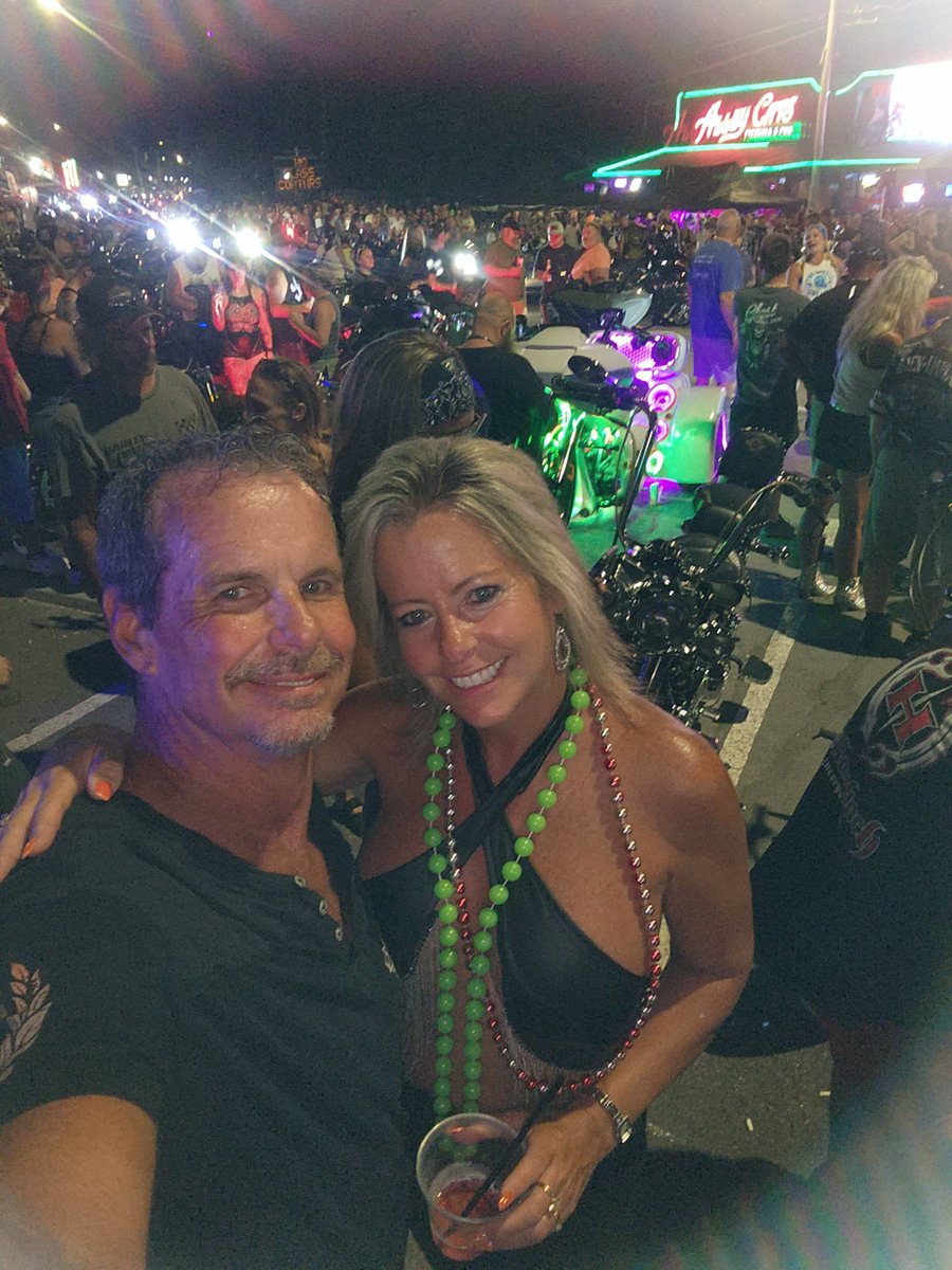 MrMoHedo's tweet photo. We had a awesome weekend at Lake of the Ozarks bikefest.   With @MzMoHedo #bikefest #loto https://t.co/gnie04tdib