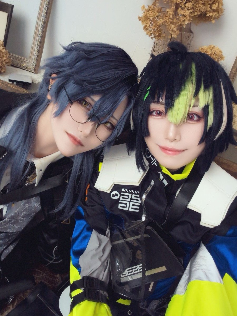kuri_hiroooi's tweet photo. ⚠コスプレ⚠

🐙🌟（@choco1031yk ）
👻🔪（@tachibana_sai ）
🥷🔫（@6rinne6 ）
💡（@kuri_hiroooi）

Teamでてか！
素敵なお誕生日会参加させていただきました〜💞皆様ありがとうございました〜🫰🥴
𝑩𝑰𝑮 𝑳𝑶𝑽𝑬……

#2026闇鍋爆誕リベンジ https://t.co/qYlxsHUGtd