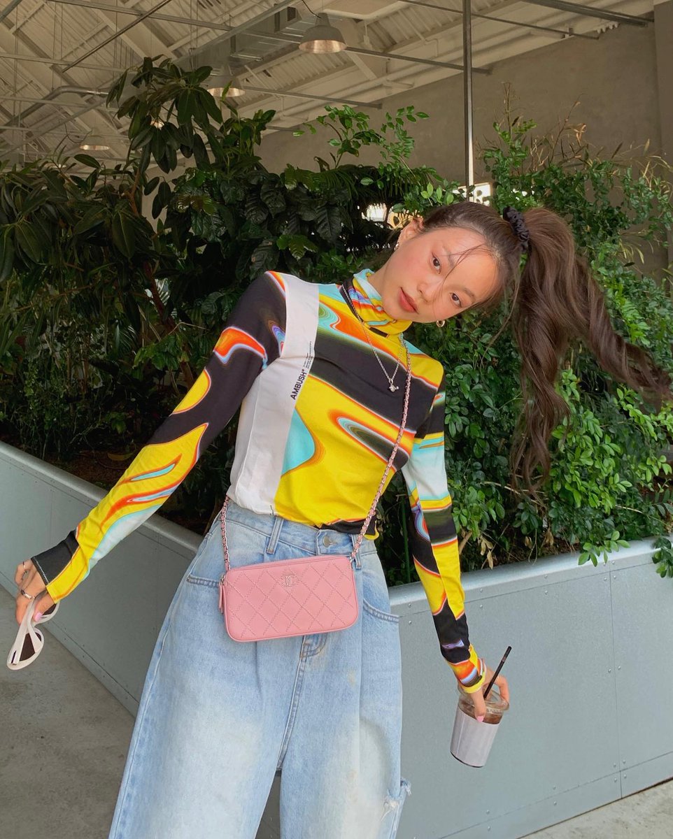 variedades_e's tweet photo. Hiya 🤗 Always remember: you are stronger than you think and today is full of possibilities. 🌈
adaO https://t.co/cAvWpg4qJP