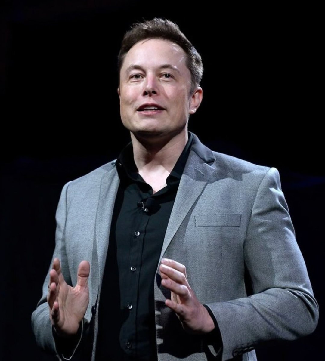 BullTheoryio's tweet photo. BREAKING: Elon Musk says the first Starship launch to orbit with Starlink V3 satellites intended for operational use is just 7 days away.

Each V3 satellite is designed for 1 Tbps downlink capacity, about 10 times that of current V2 Starlink satellites. https://t.co/KdmEoczVM8