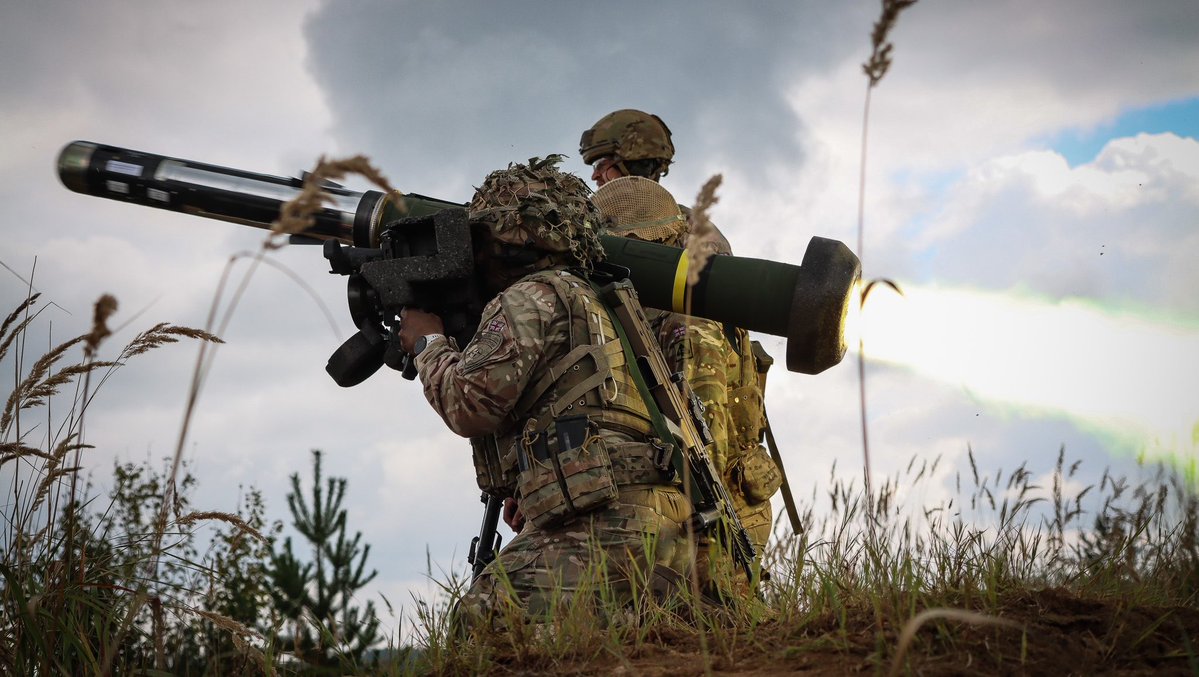 DefenceOps's tweet photo. 🎯 Taking aim on NATO’s eastern flank.

💪Javelin teams sharpen their edge on Op CABRIT, turning training into combat-ready capability.

🇬🇧🇪🇪 Alongside @NATO Allies, the UK-led @Natobgest in Estonia stands ready, strengthening deterrence &amp; defending NATO’s eastern flank. https://t.co/U6SJUyBETb