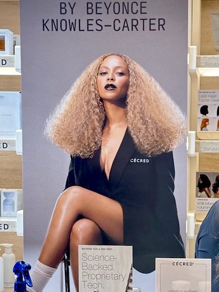 beyoncebrasil's tweet photo. 🚨 BEYONCÉ https://t.co/Cy6QNiZLNk