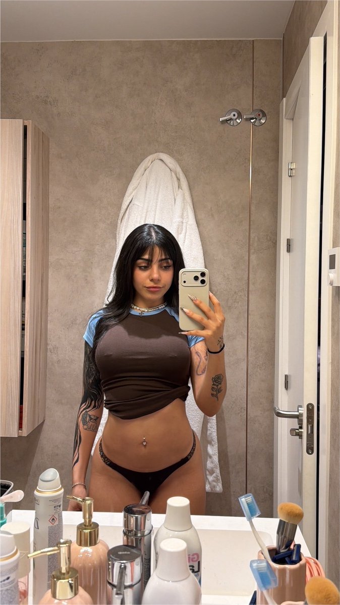 iNodleef's tweet photo. Milica 🔥 🤤 https://t.co/uxxNTywb36