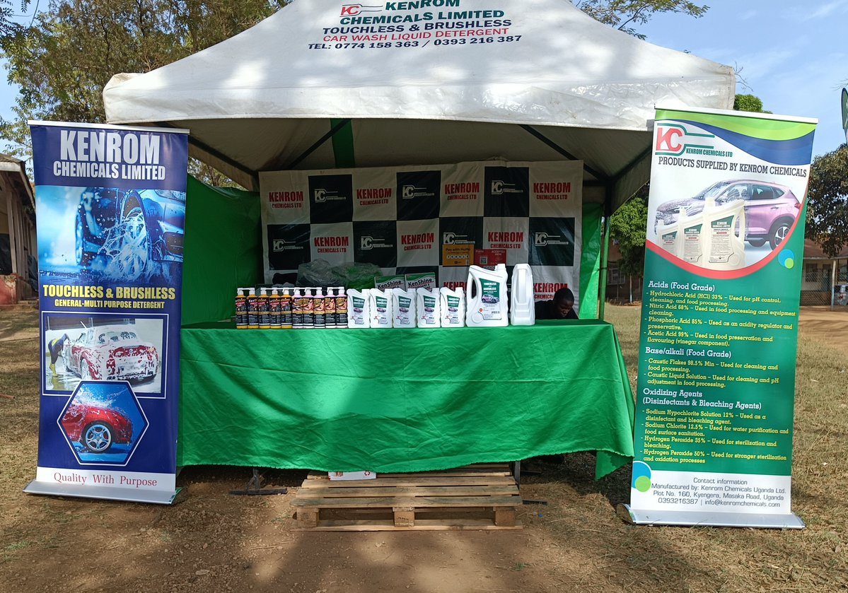 KenromChemcals's tweet photo. Bannamasaka! Bannabuddu! Bannayuganda mwenna! 🇺🇬

Twabasazeeko dda wano ku CBS PEWOSA Exhibition, ku Mbuga y’Essaza ewa Pookino. 💚

Mujje tubawe ekisinga! ✨

#KenromChemicals #QualityWithPurpose https://t.co/qRhvLM27kY