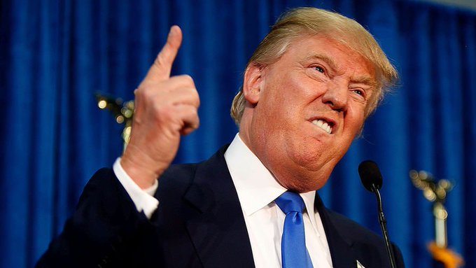 RadarAgoraNews's tweet photo. 📊 Política: Aprovação de Donald Trump cai para 32%, o nível mais baixo da sua carreira, revela pesquisa Reuters/Ipsos. O custo de vida e a guerra com o Irão impulsionam a insatisfação.

#EUA #Trump #Reuters #Politica https://t.co/rMua5akm5y