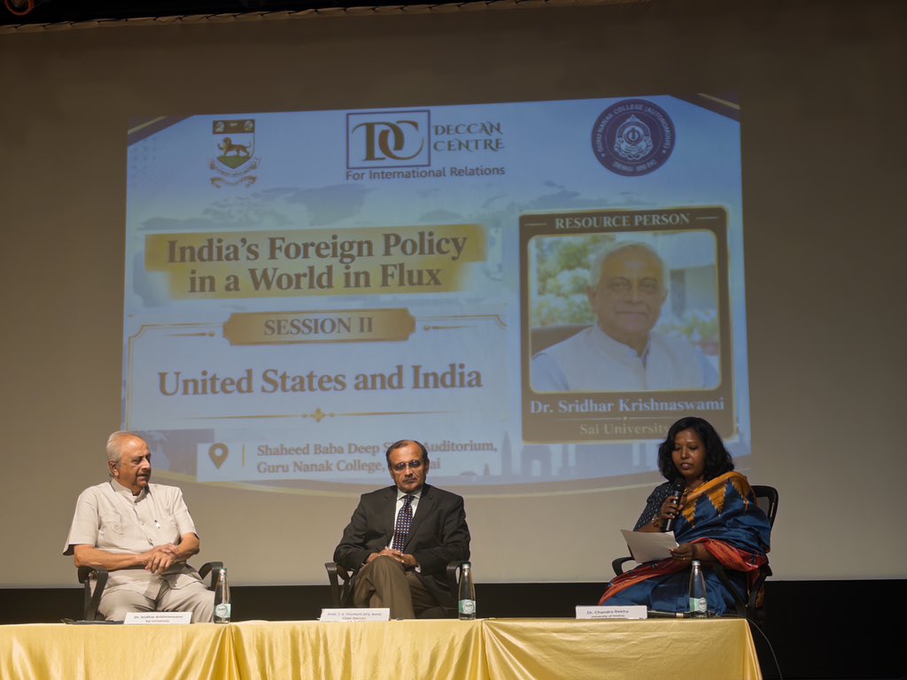 DeccancentreIR's tweet photo. Session 2 of the Second Deccan Youth Conclave focused on leadership and foreign policy in contemporary times and discussion on India and the United States. https://t.co/rfBtr1CBTG