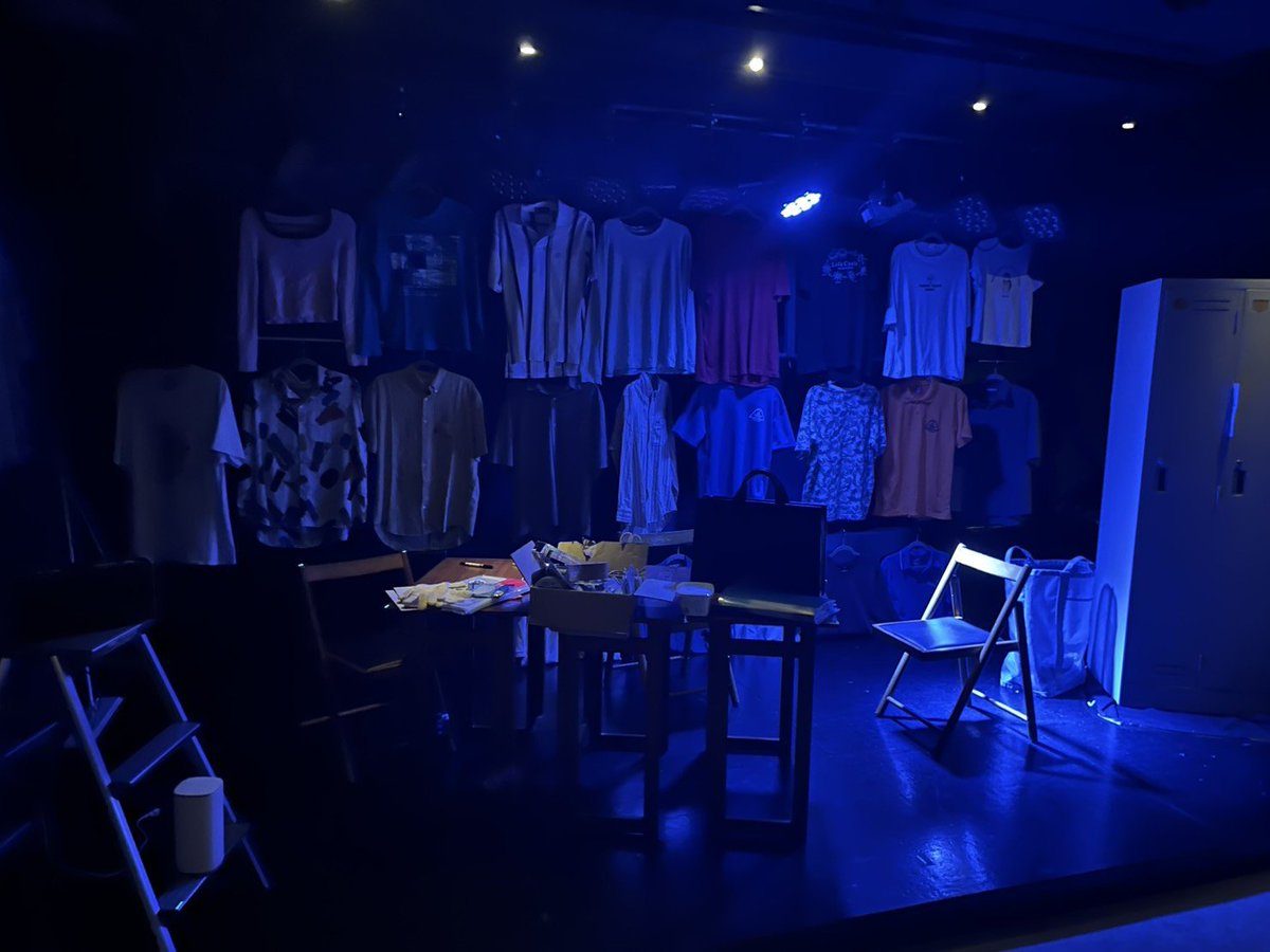 Unit_NOIMAN's tweet photo. ユニット・ノイマン　第１回本公演
『MoB』

無事終演いたしました。

台風により2日目のスケジュールが大きく変わりましたが無事やりきりました！来ていただいた方々には本当に感謝申し上げます！ https://t.co/gRp2nEp9Hc
