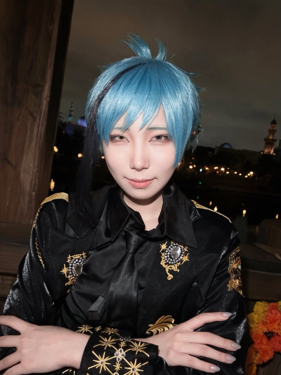 Yuno09_d's tweet photo. 眉毛は普段使いの茶色ので書いてから色載せるとフラッシュでも消えません‼️‼️

 #Dハロ仮装2026  #twst仮装2026 https://t.co/BbNJ6mVM9E