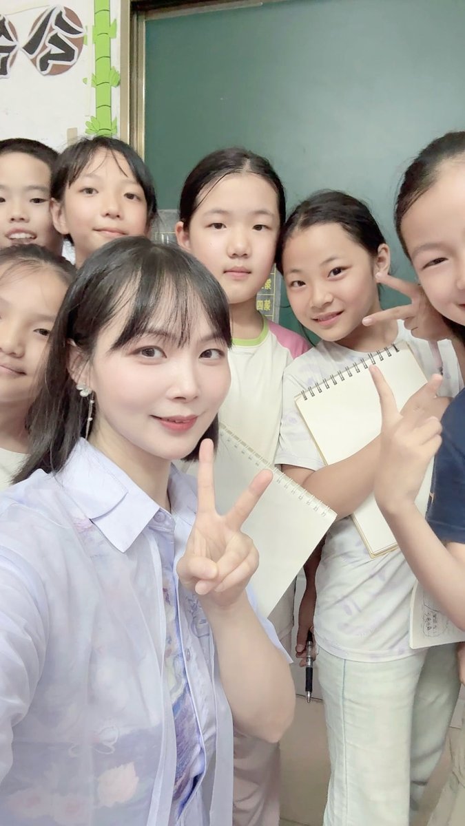 taoping20's tweet photo. The kids are so cute https://t.co/pkFQHrMkot