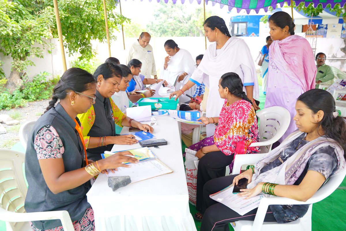 MLASujana's tweet photo. 29 మంది గర్భిణీలకు 2D ఎకో పరీక్షలు

హెచ్‌బీ కాలనీ PHCలో సుజనా ఫౌండేషన్ ఆధ్వర్యంలో 29 మందికి 2D ఎకో, కార్డియాక్ రిస్క్ స్క్రీనింగ్ నిర్వహించారు. డా. వంశీ, టెక్నీషియన్లు సేవలందించారు.

#SujanaChowdary #SujanaFoundation #2DEcho #MaternalHealth https://t.co/fh0AlG2NaO