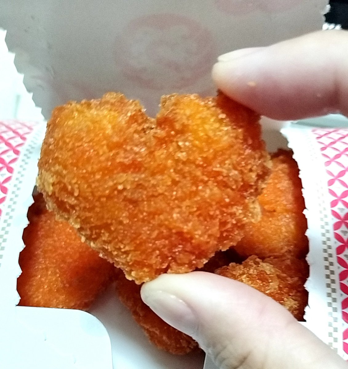 1_Ichi_subm's tweet photo. エビプリオ、ハートが出たらラッキーらしいよ❤️
こういう時だけ謎の運の良さ😅

提供元: マクドナルド https://t.co/QZf4XYgT8w https://t.co/LPFSuNejVg