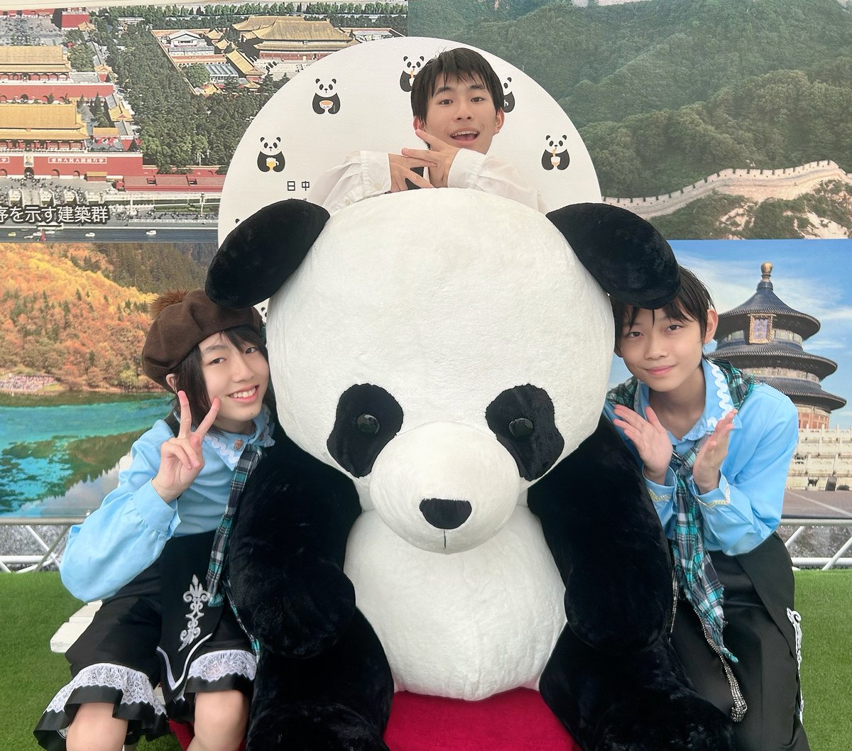 zerobase_info's tweet photo. 【毎週土曜はぜろべの日】
明日はリスケしたぜろべの日やります！
19:00-みなみSHOWROOMアカウントから配信します！宜しくお願いします！

①みなみSHOWROOM
https://t.co/8Xcy67LFcj

#みにべ https://t.co/gU14fIgVRf