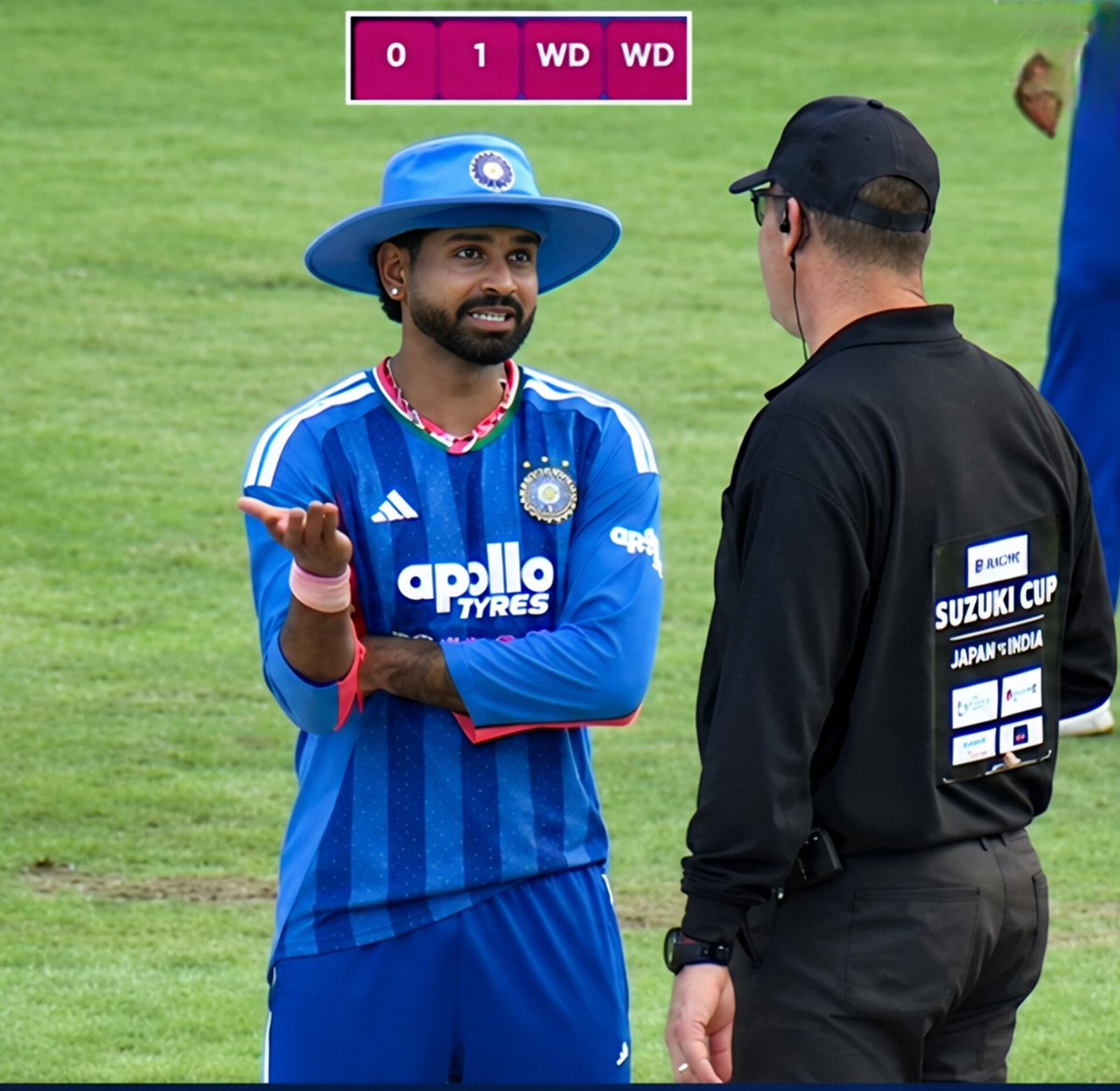 CricketIndian_'s tweet photo. UMPIRES CHANGED THEIR SECOND WIDE CALL

AFTER SHREYAS IYER'S INTERVENTION

JAPAN EVENTUALLY LOST BY JUST 2 RUNS. WAS IT FAIR FOR THE UMPIRES TO CHANGE THE CALL?

That change of call by the umpire may have cost Japan a once-in-a-lifetime moment.💔 https://t.co/RyHTmm2hB1
