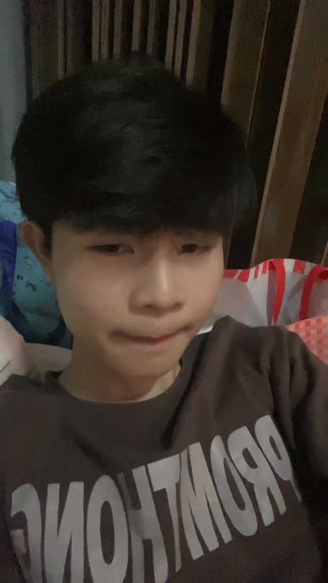 StevenKim7ma's tweet photo. His best friend is actually pretty cute. He's a little emo also the smartest guy in class. https://t.co/E7SnEOV1GV