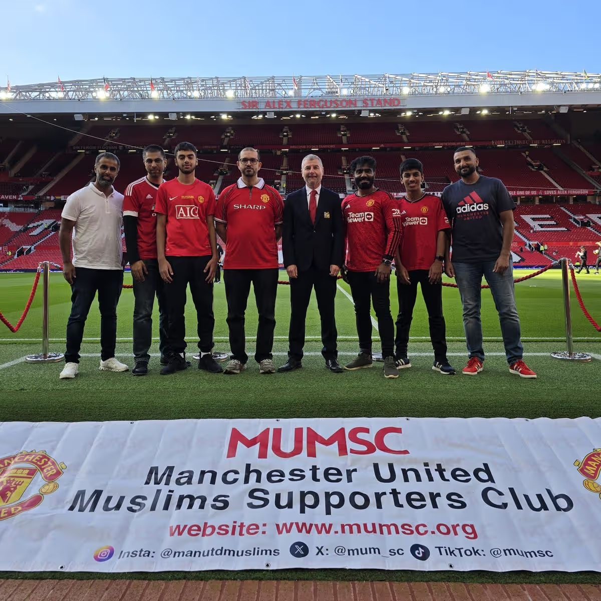 UtdJournalist's tweet photo. 🚨 The message is clear: if you speak up, you’ll get targeted!

Manchester United official supporters’ clubs organised around religion or faith:

• Muslim Supporters’ Club (MUMSC)
• Jewish Supporters’ Club (MUJSC)
• Stretford Sikhs

The Manchester United Muslim Supporters’ Club spoke out against the owners, so Michael Deacon and The Telegraph wrote an article about why their group exists. Disgraceful!