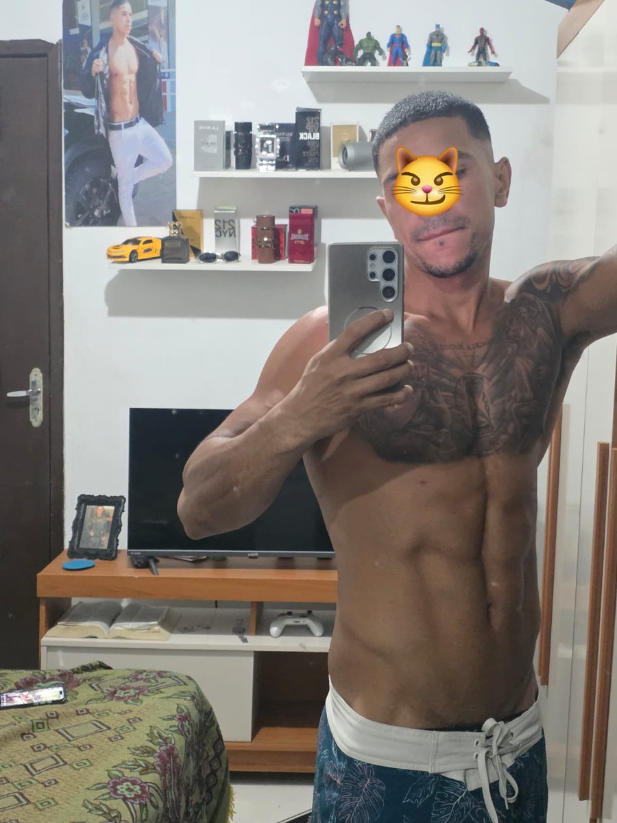 johanramirezv's tweet photo. Bom dia, brasileiros!  
Ig: @w.sousajr
X: @Wesleyjr00 

Top top 🔥🌡️ https://t.co/7ChZTsnXvs